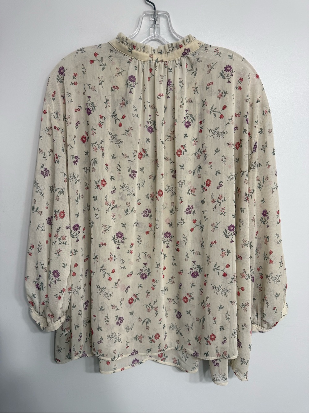 Floral Ruffle Neck Blouse - Picture 8 of 8